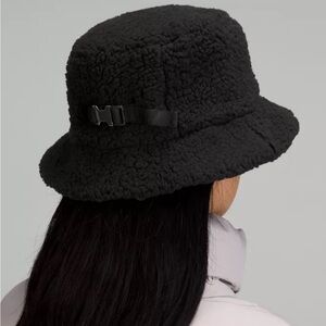 LULULEMON Textured Fleece Bucket Hat